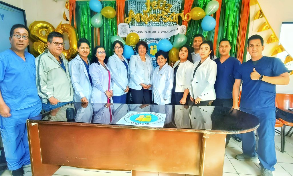 Centro de Salud Surquillo celebra 80 años como referente formador en Medicina Familiar y Comunitaria